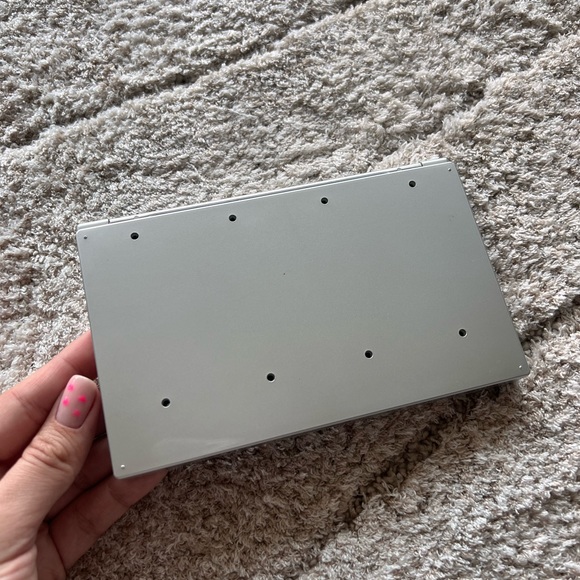 Professional Graftobian empty 8-well magnetic palette for eyeshadows - Picture 5 of 5